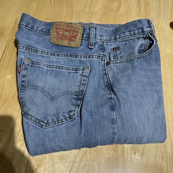 Levi's 569 Jeans Vintage Straight Leg Light Wash Denim Men's Size 32 x 34‎ - Picture 1 of 9